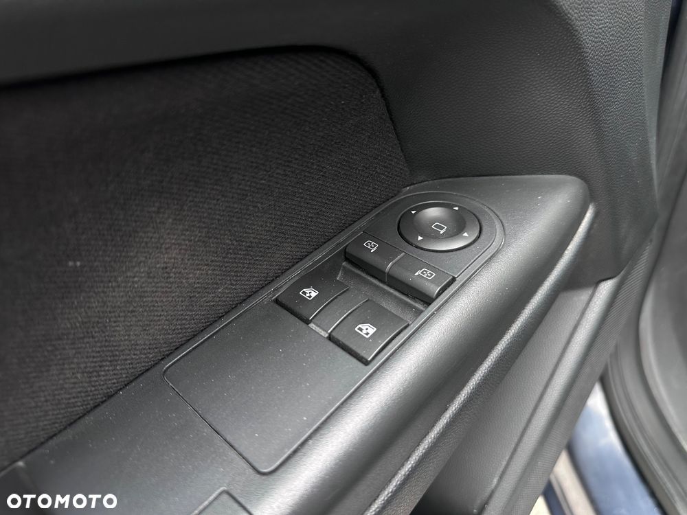 Opel Astra 1.6 Catch me - 16