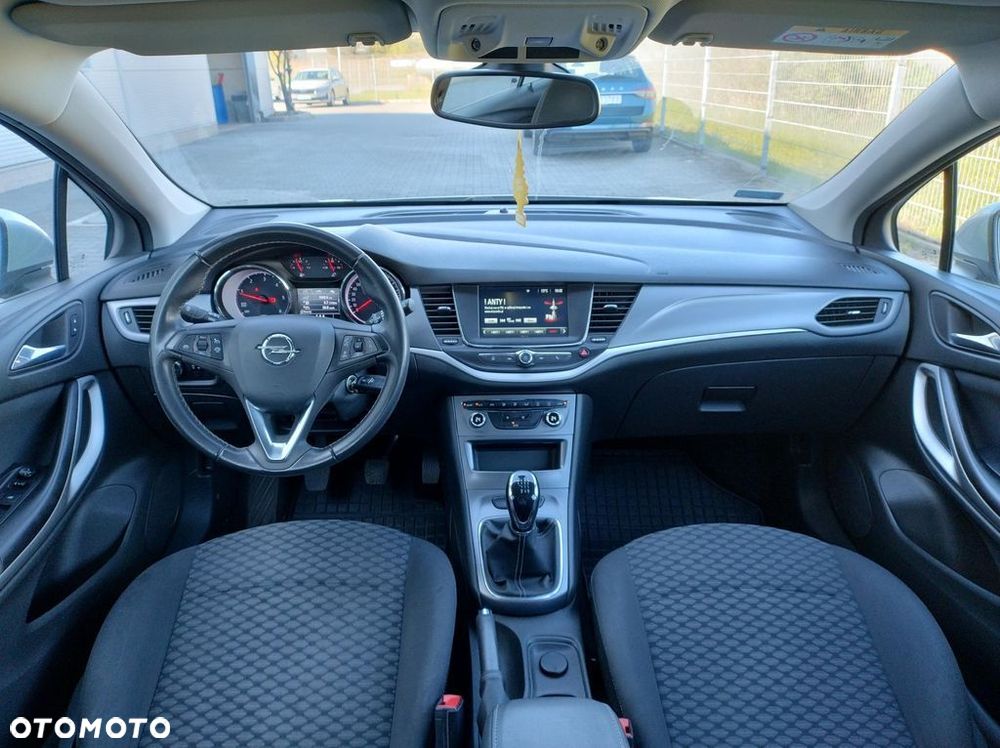 Opel Astra 1.6 CDTI Enjoy - 14