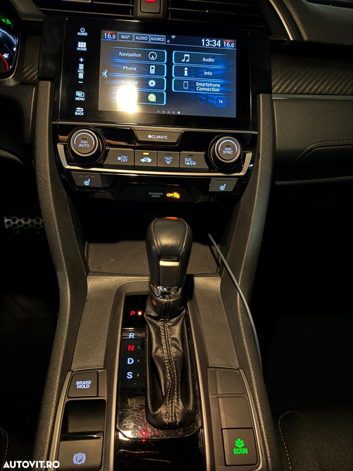Honda Civic 1.5 i-VTEC Turbo CVT Sport - 10