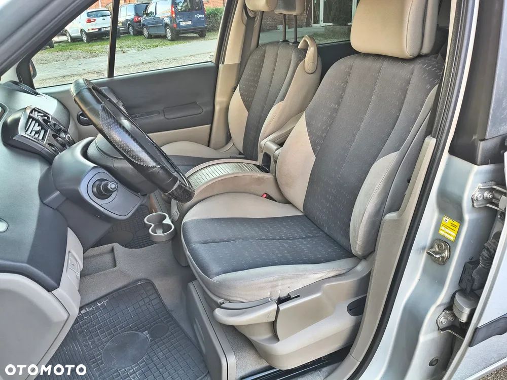 Renault Scenic 1.6 16V Confort Authentique - 7