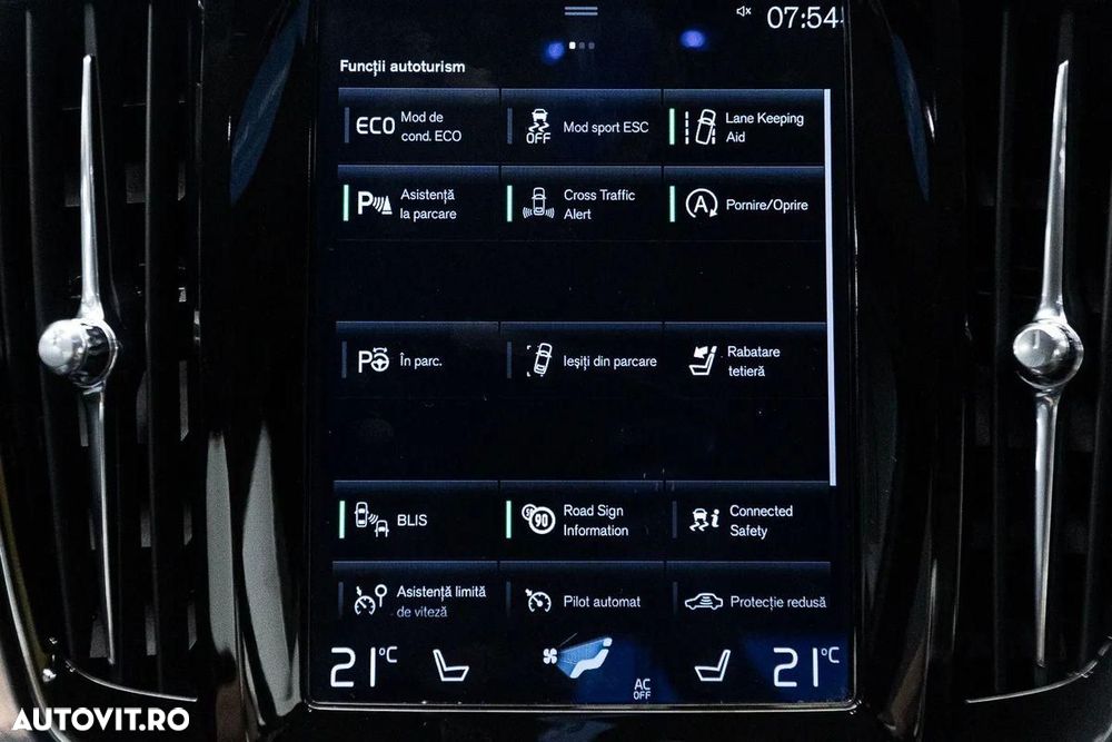 Volvo S90 D3 Geartronic Momentum - 33