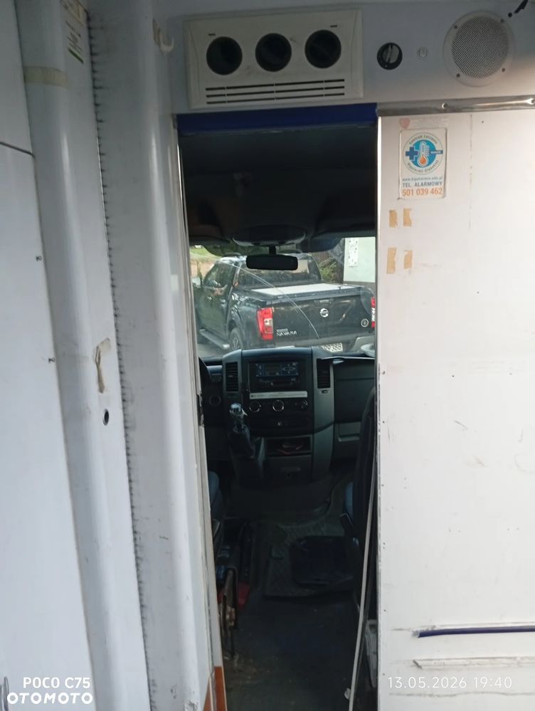 Mercedes-Benz Sprinter - 16