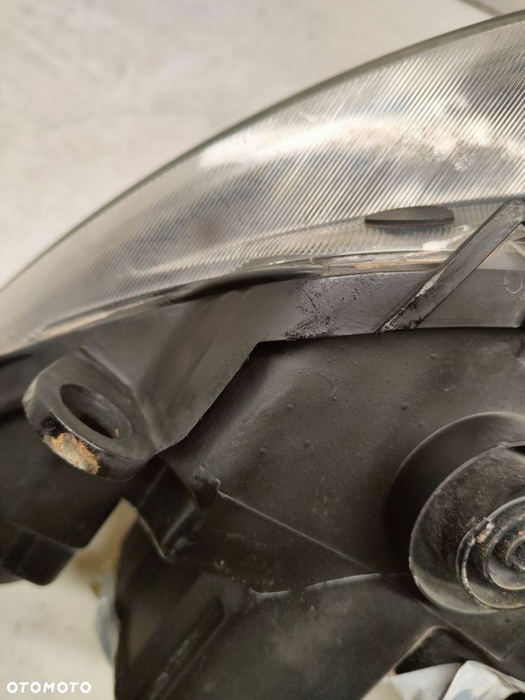 saab 9-5 lift xenon prawy - 11