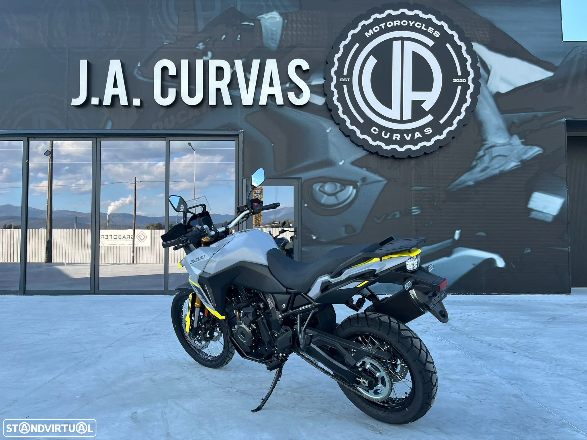 Suzuki V Strom 800 DE - 2