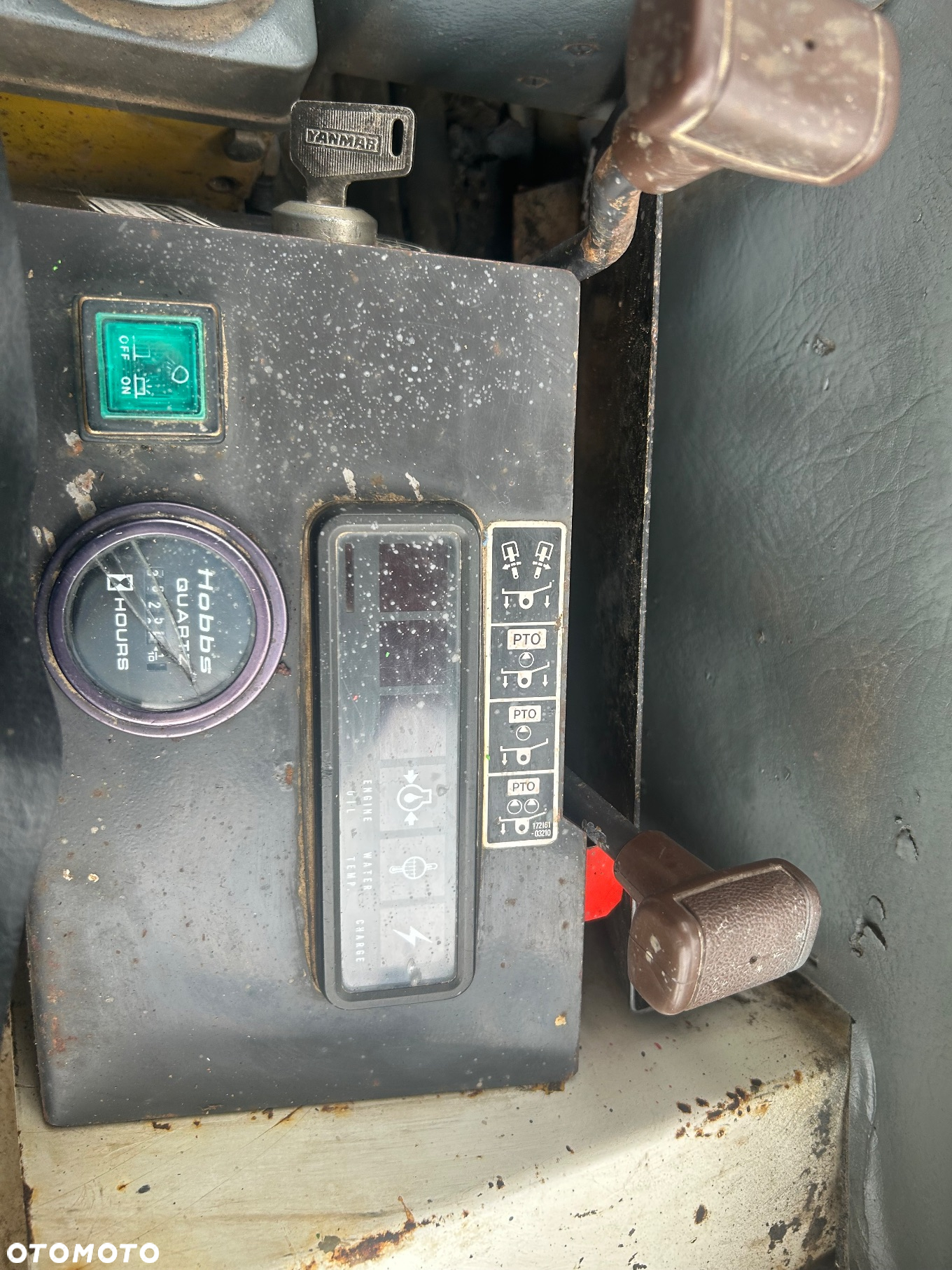 Yanmar B22 - 2
