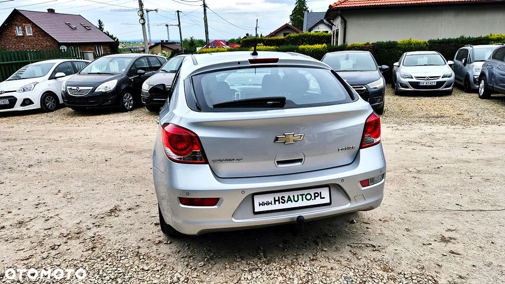 Chevrolet Cruze 1.6 - 17