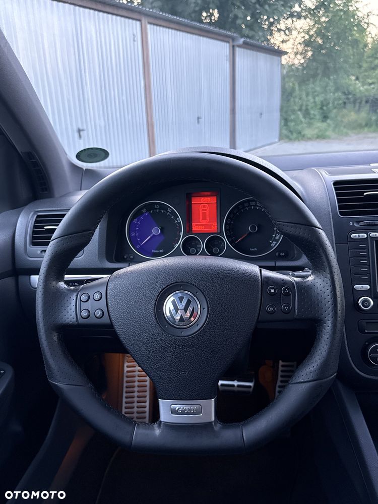 Volkswagen Golf - 13