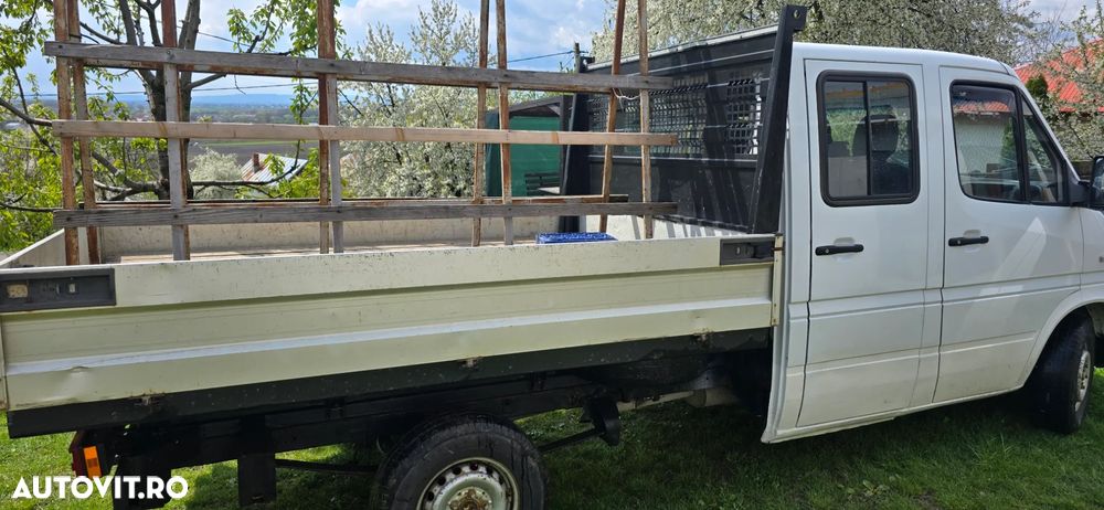 Mercedes-Benz Sprinter - 4