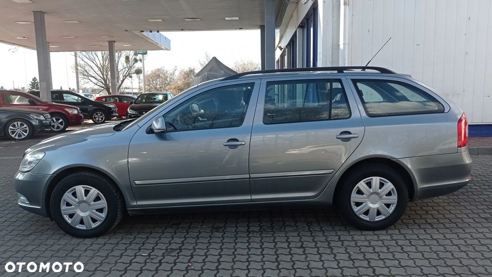 Skoda Octavia 1.6 TDI DPF Elegance - 10