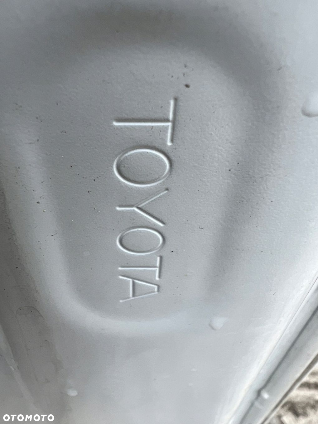 TOYOTA PRIUS PLUS MASKA POKRYWA SILNIKA PRZEDNIA PRZÓD DEMONTAŻ - 7