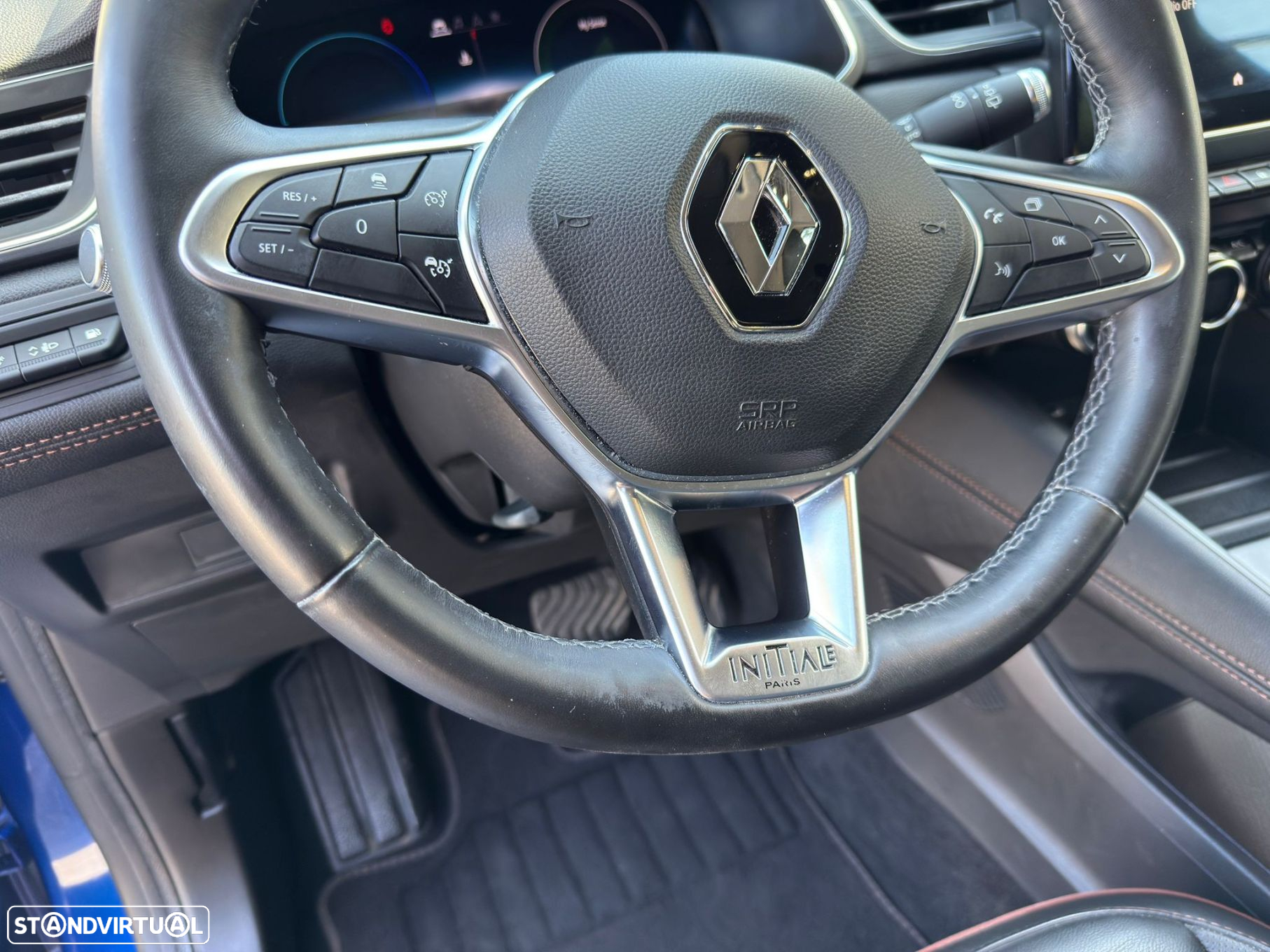 Renault Captur 1.6 E-Tech Plug-In Initiale Paris - 25