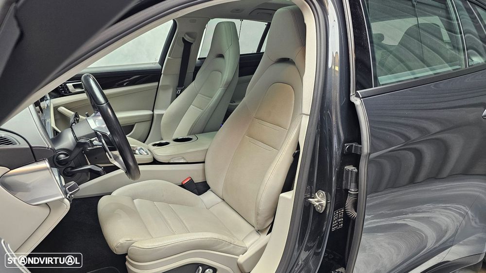 Porsche Panamera Sport Turismo 4 E-Hybrid Platinum Edition - 19