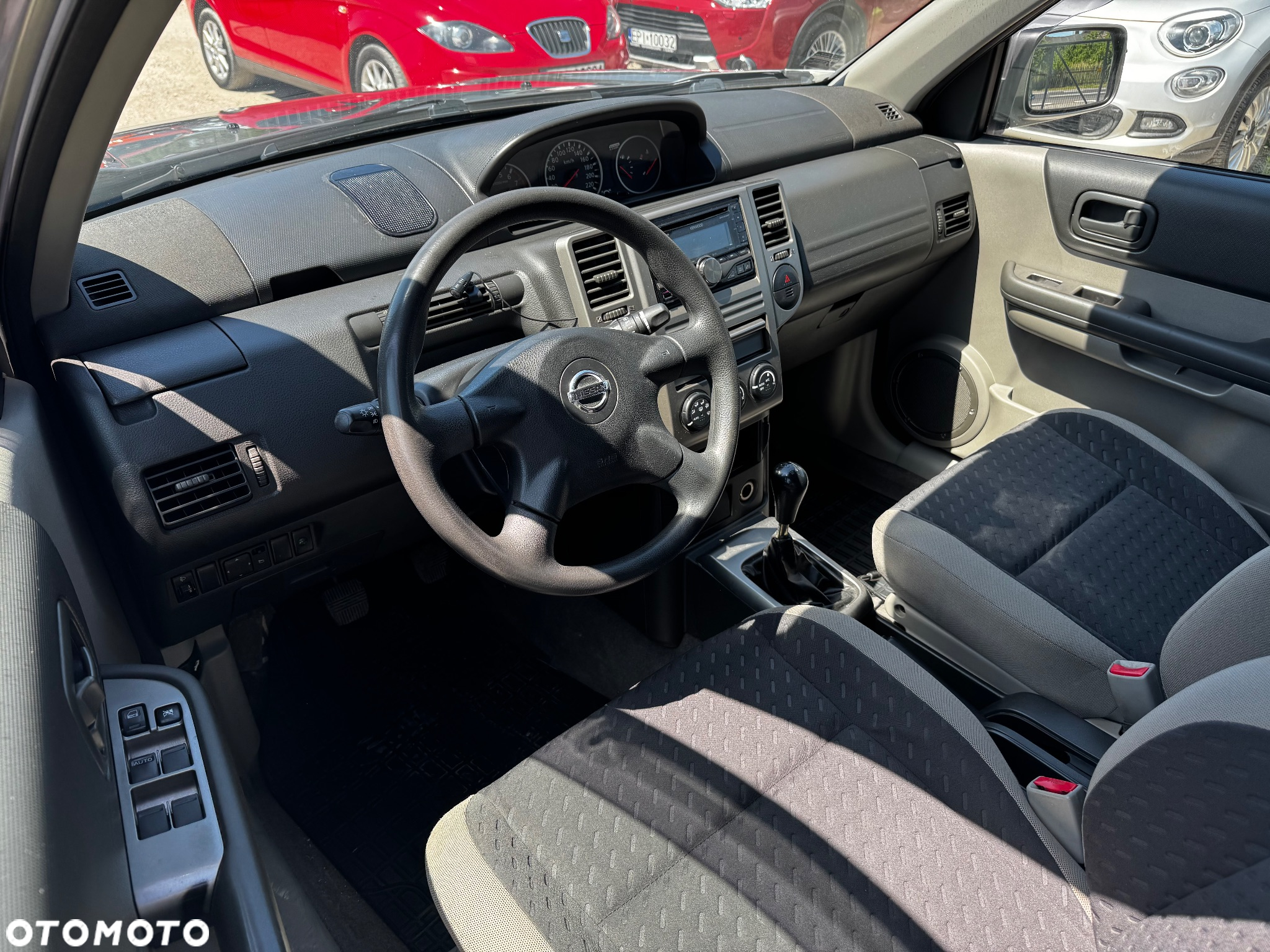 Nissan X-Trail 2.0 Comfort - 37