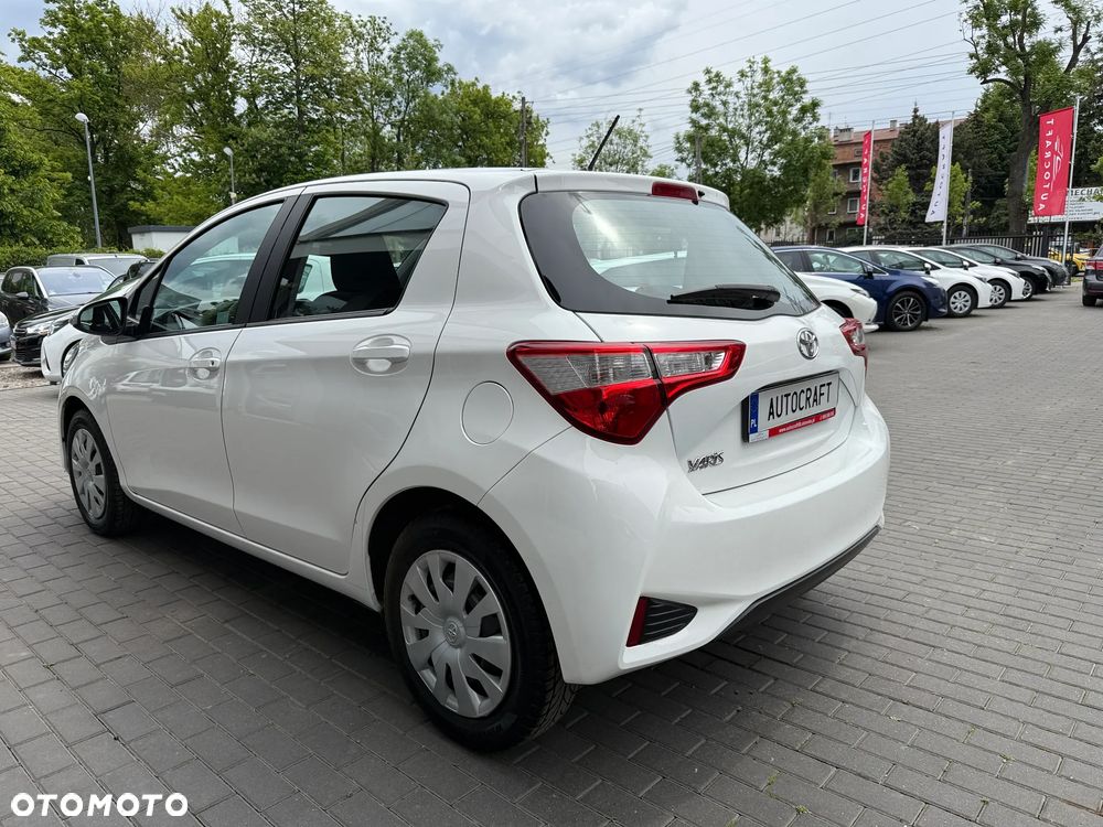 Toyota Yaris 1.0 Active - 5