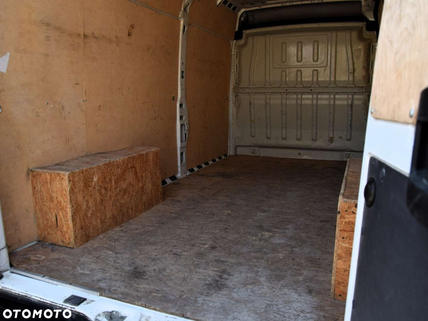 Peugeot BOXER - 13