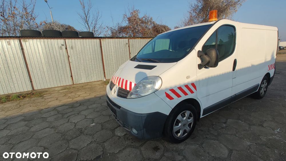 Renault TRAFIC - 7