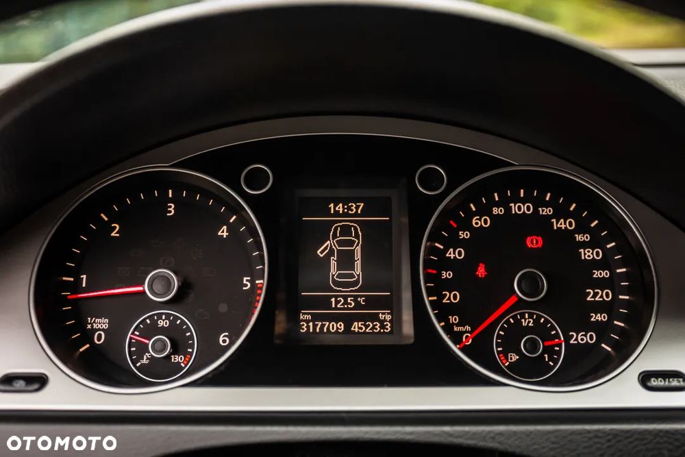 Volkswagen Passat Variant 2.0 TDI Comfortline - 25