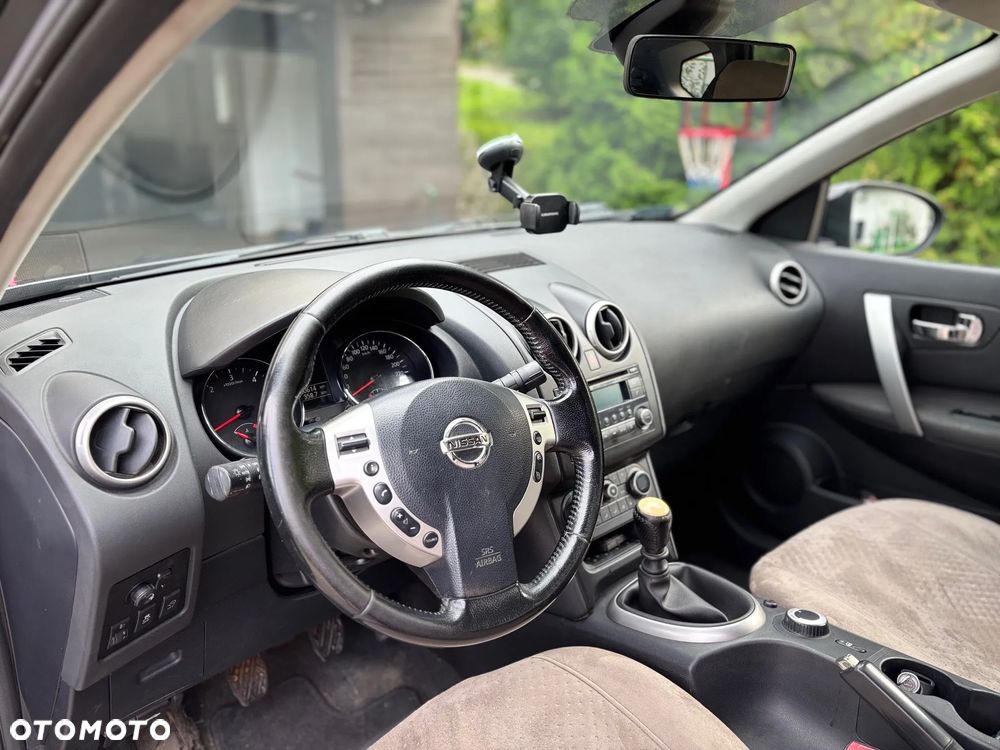 Nissan Qashqai+2 - 12