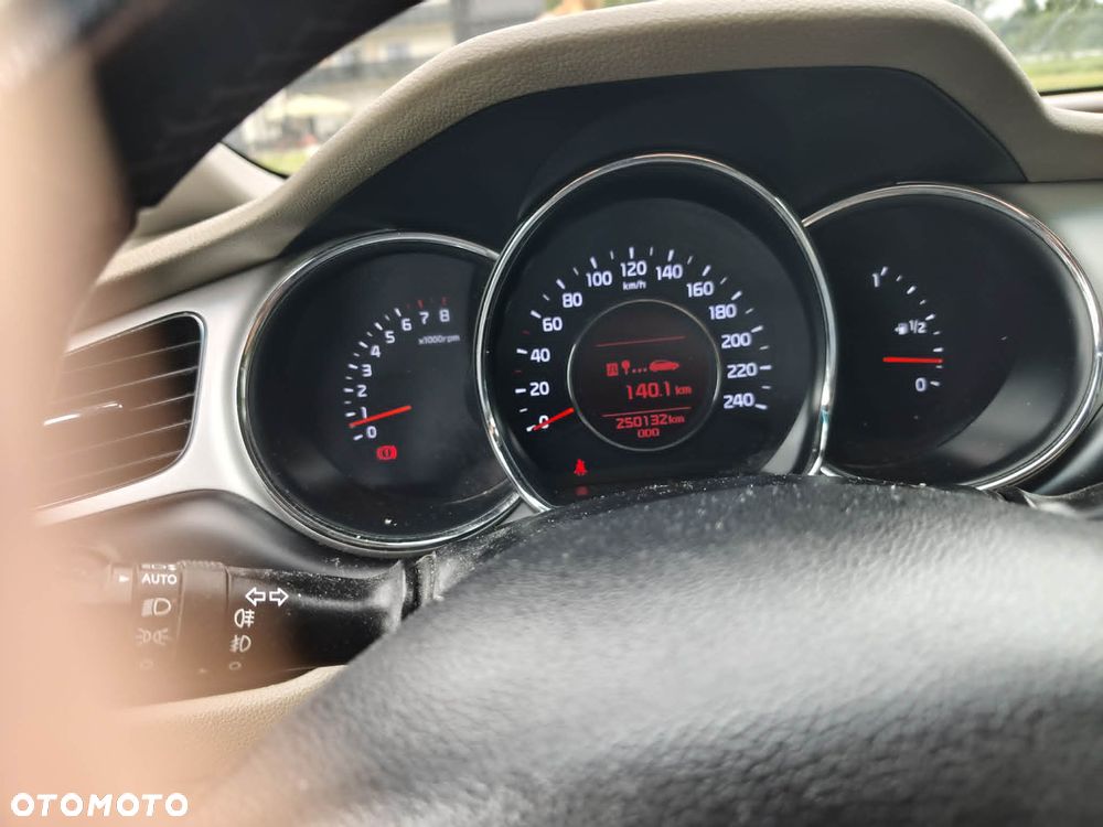 Kia Ceed 1.6 GDI L - 15