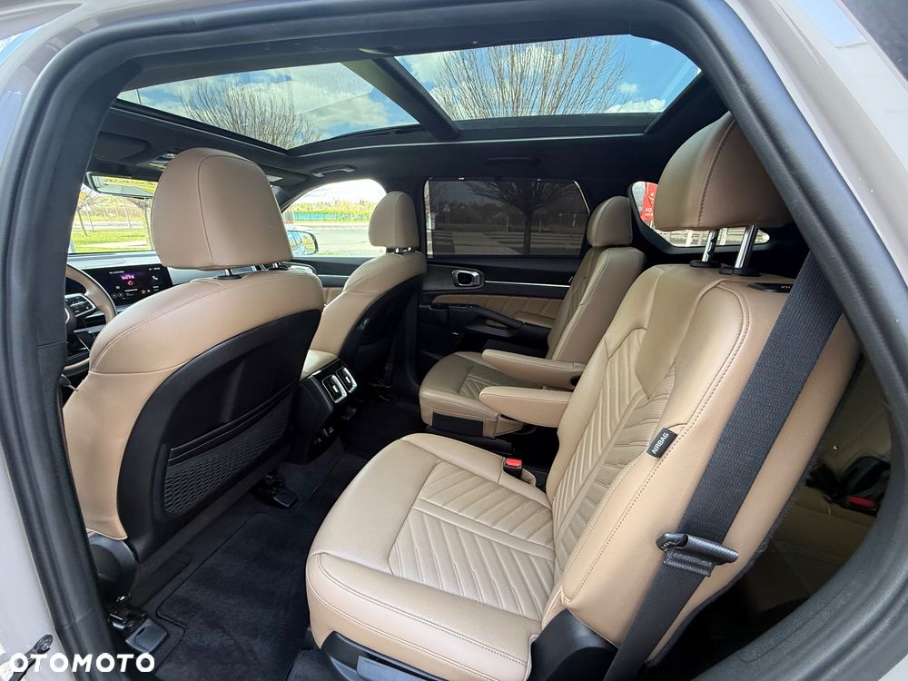 Kia Sorento - 27