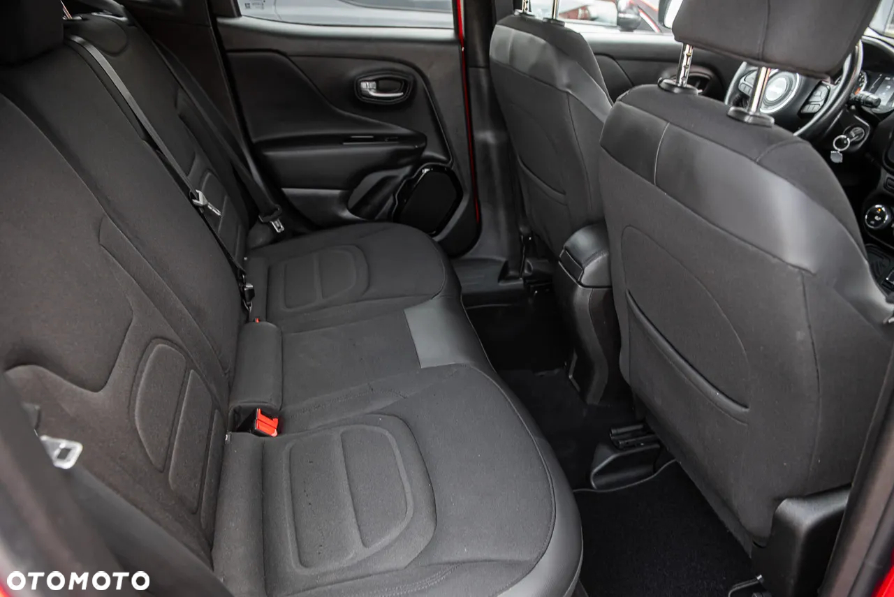Jeep Renegade - 29