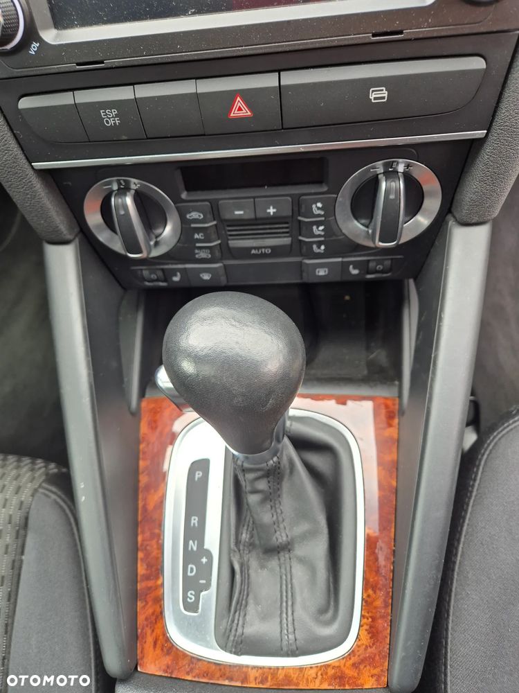 Audi A3 Sportback 1.4 TFSI S tronic Ambiente - 20