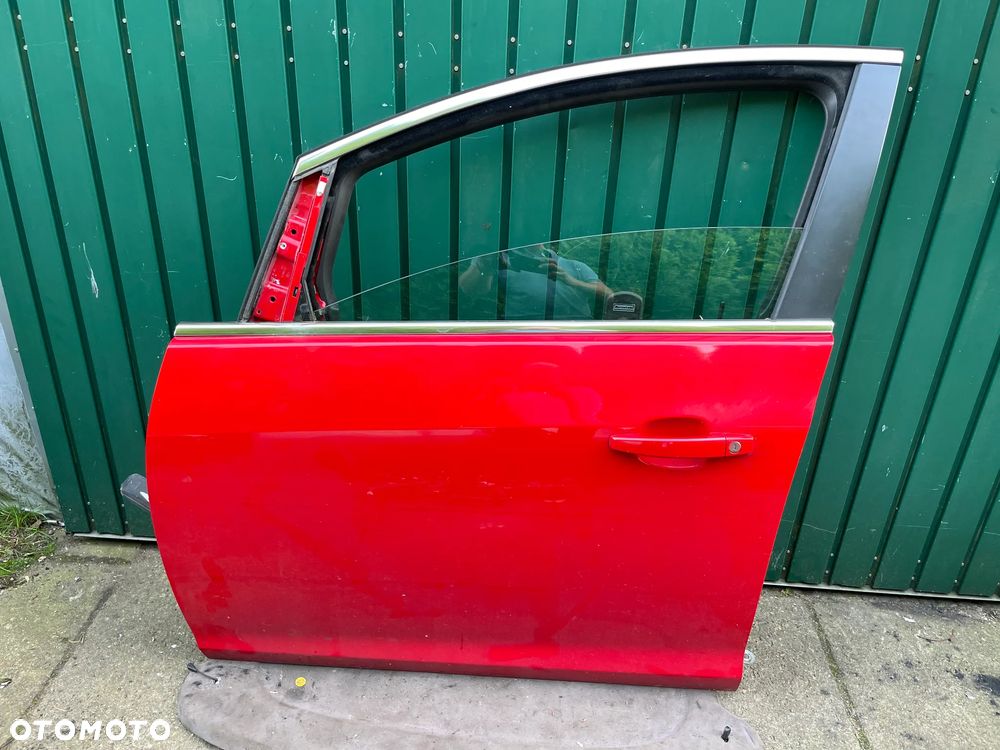OPEL ASTRA IV J DRZWI PRAWE LEWE przód przednie kompletne Z50B bez rdzy