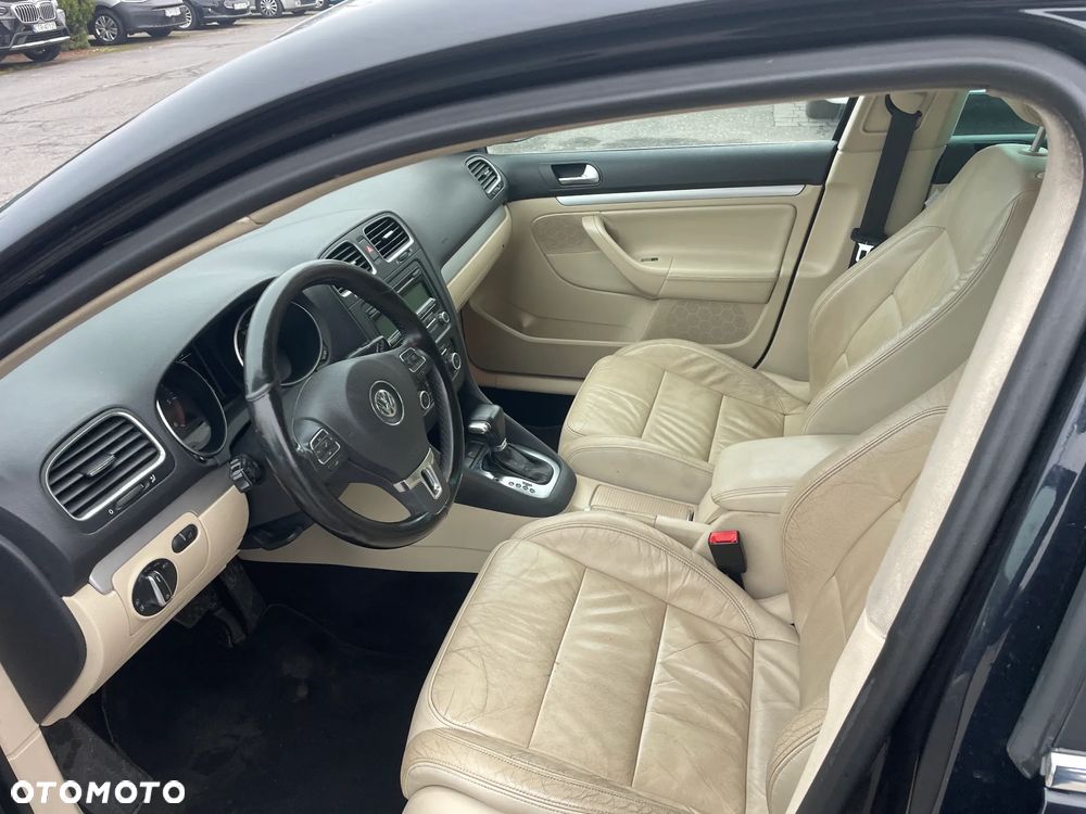 Volkswagen Golf 2.0 TDI DPF DSG Comfortline - 13