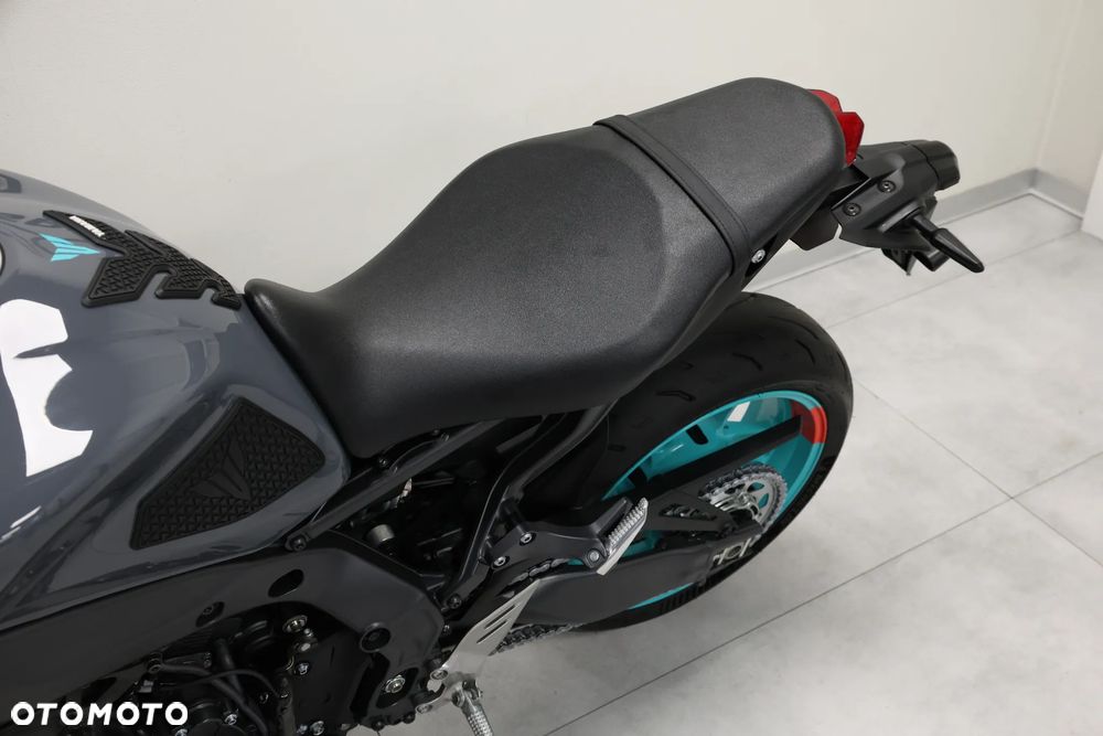 Yamaha MT - 18