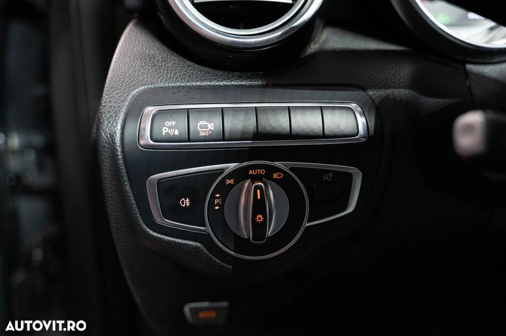 Mercedes-Benz GLC Coupe 250 d 4Matic 9G-TRONIC - 24