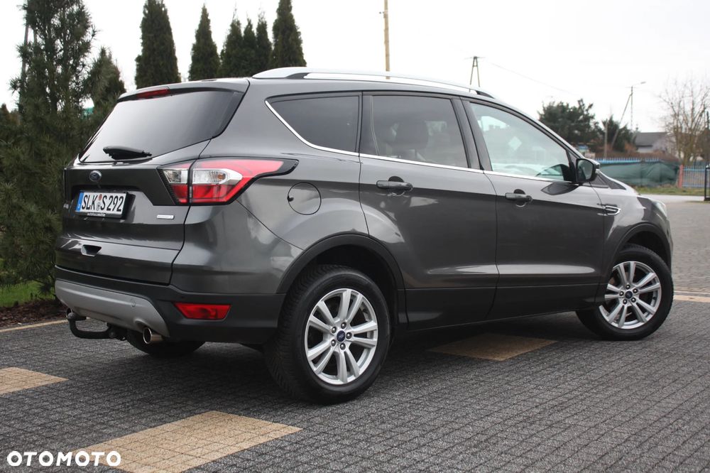 Ford Kuga 1.5 EcoBoost 2x4 Trend - 4