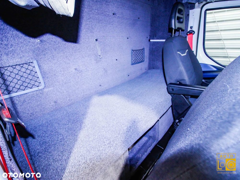 Iveco DAILY - 11