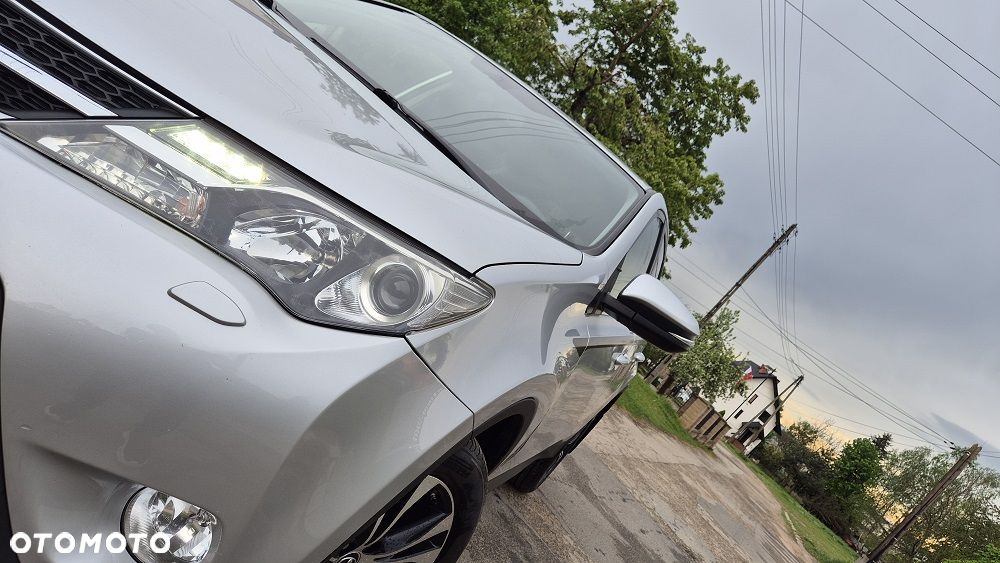 Toyota RAV4 2.0 D-4D Premium - 14