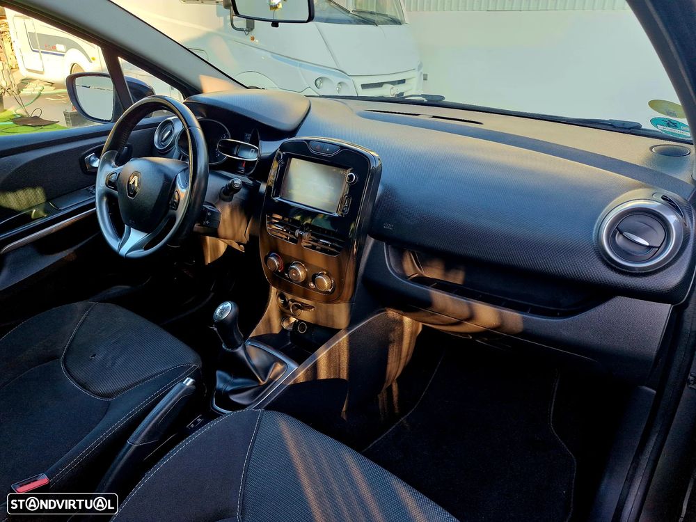 Renault Clio 1.5 dCi Dynamique S — fotografia 15