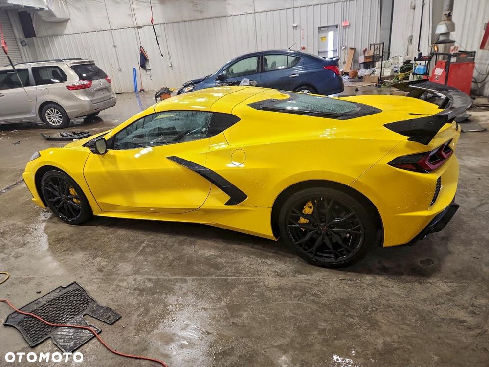 Chevrolet Corvette Stingray 2LT 6.2 V8 Automatik - 4