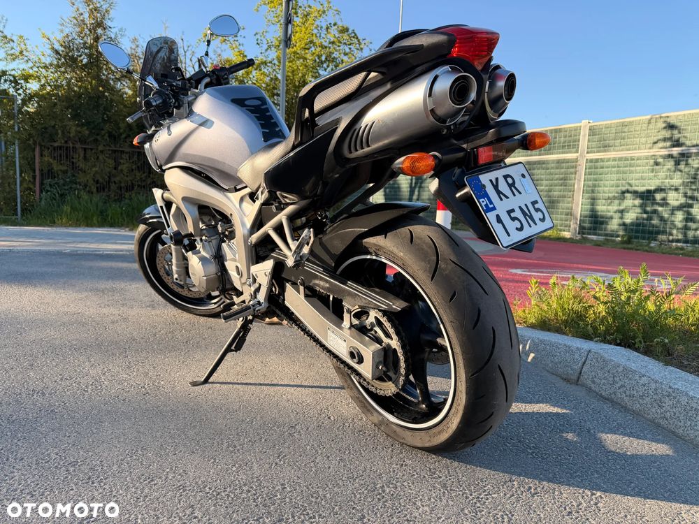 Yamaha FZ6 - 11