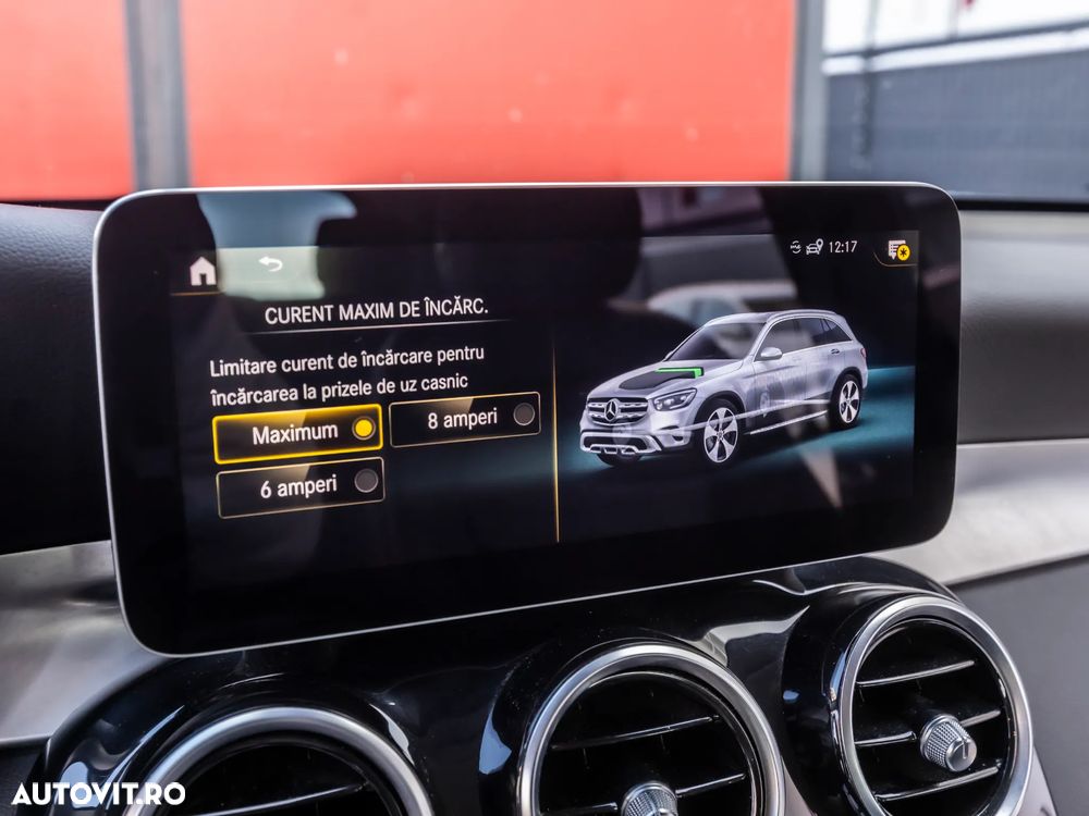 Mercedes-Benz GLC 300 de 4Matic 9G-TRONIC - 29