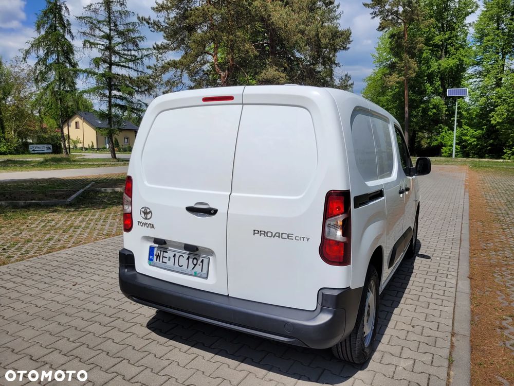 Toyota Proace City ładowność 900 kg L1 - 4