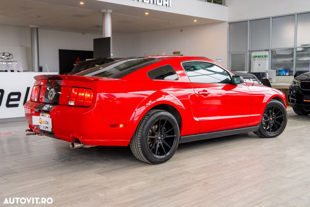 Ford Mustang - 13
