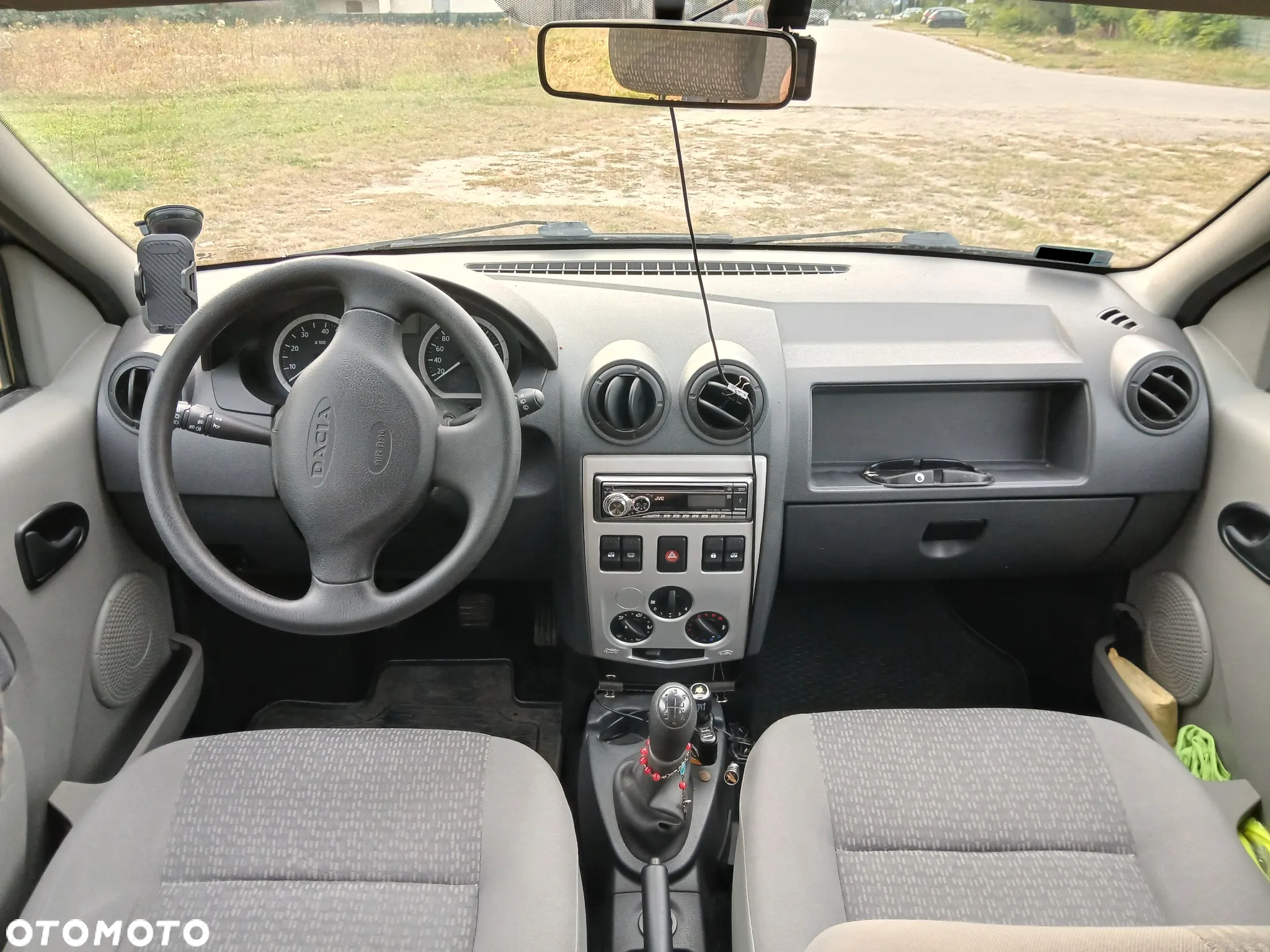 Dacia Logan MCV 1.6 16V Laureate - 16