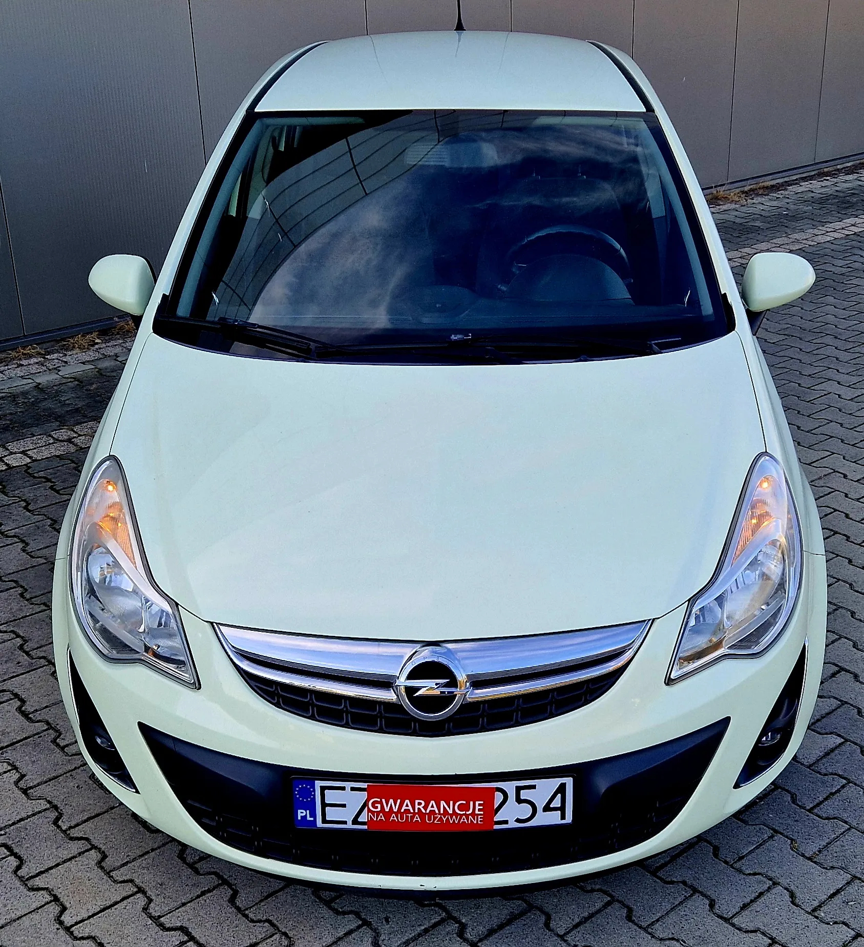 Opel Corsa 1.2 16V Essentia - 14