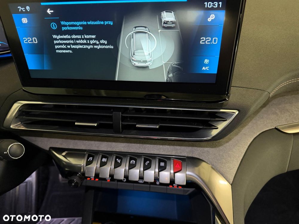 Peugeot 5008 2021