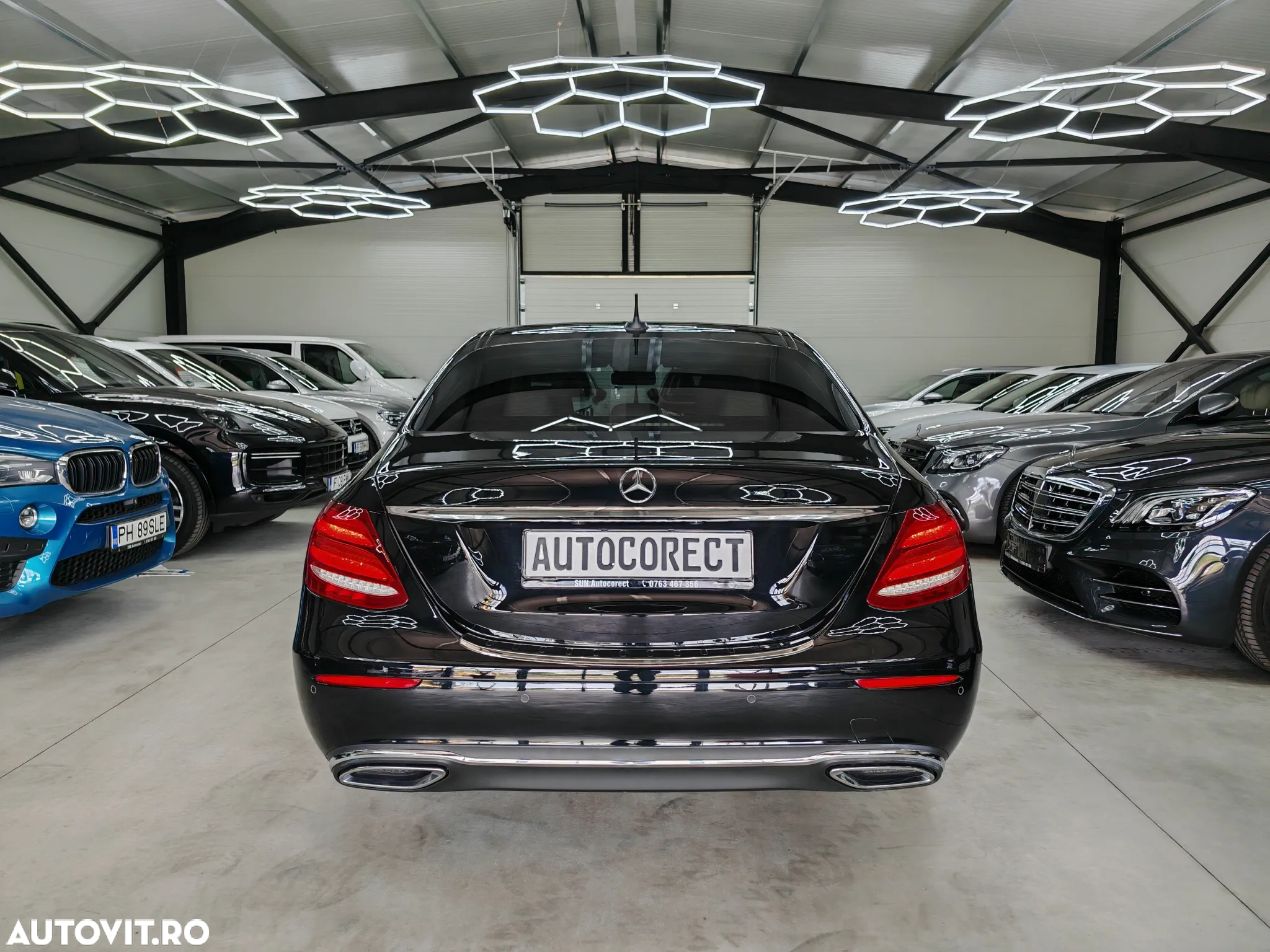 Mercedes-Benz E 220 d 9G-TRONIC Edition AMG Line - 32