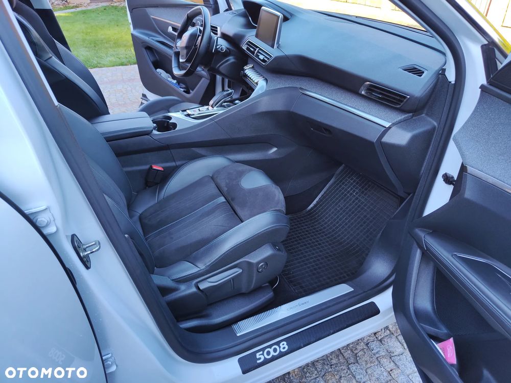 Peugeot 5008 - 4