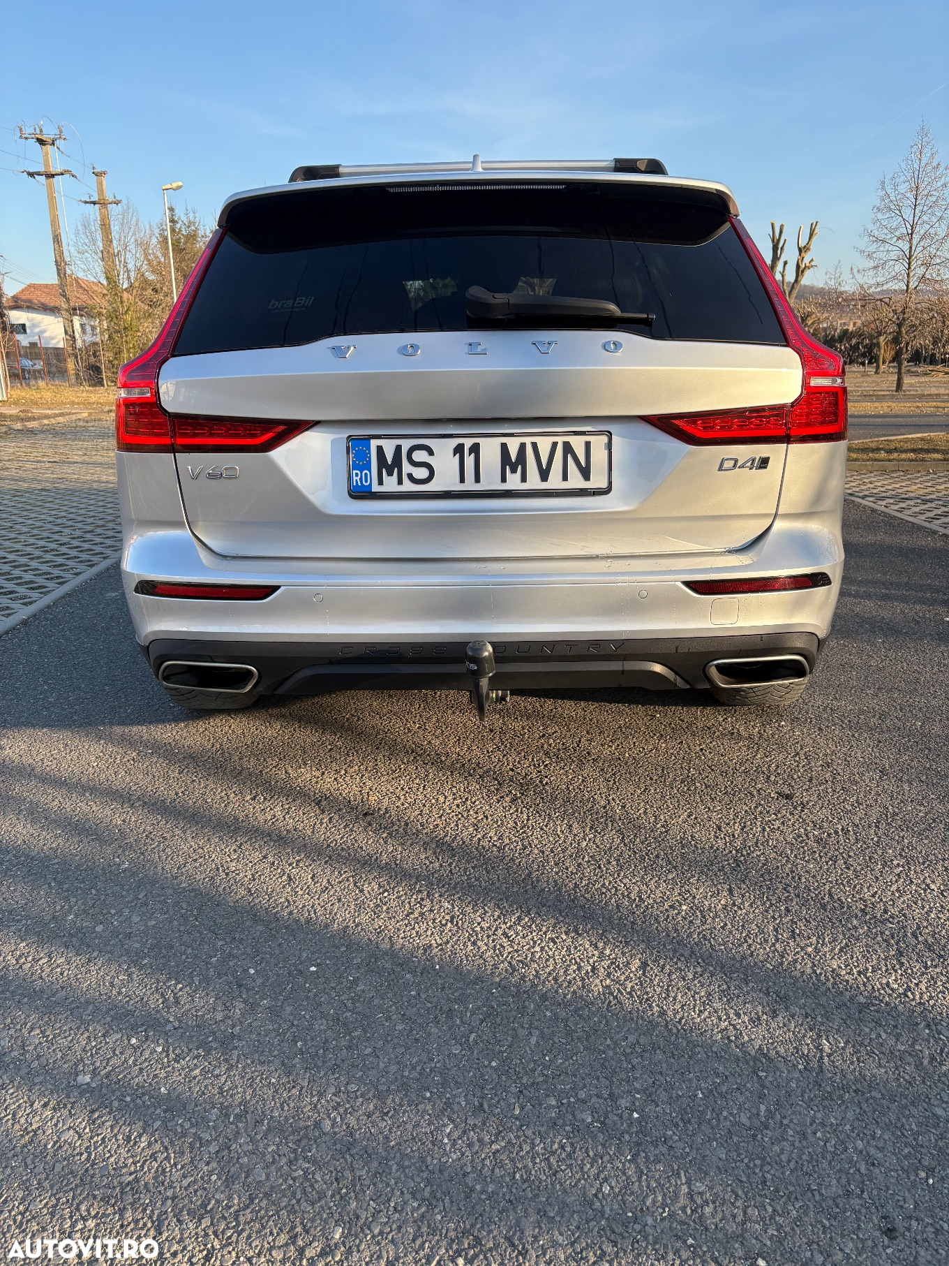 Volvo V60 Cross Country D4 AWD Geartronic - 4