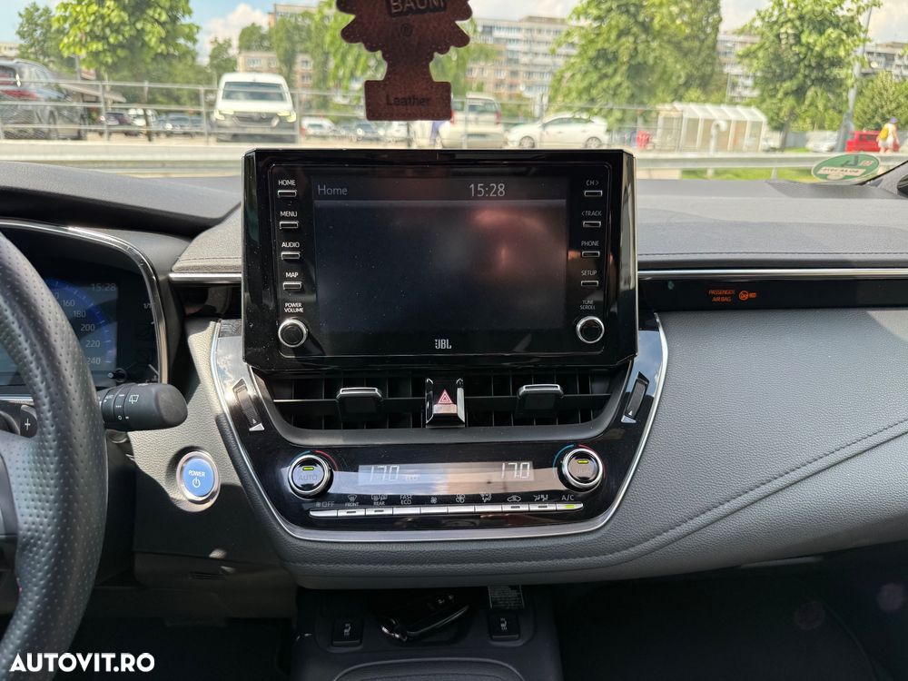 Toyota Corolla - 10