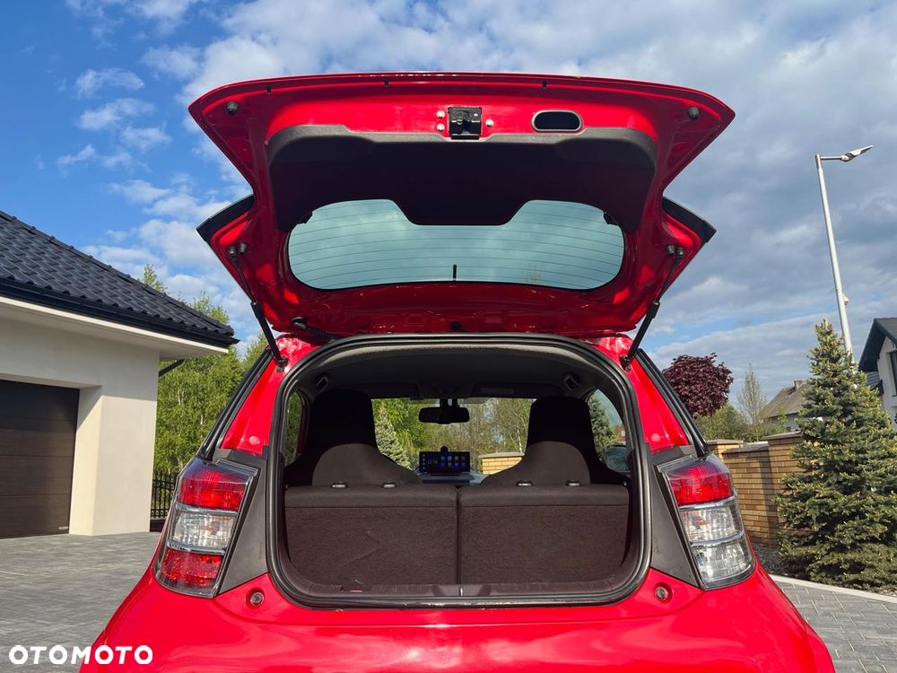 Toyota iQ 1.33 Plus - 9