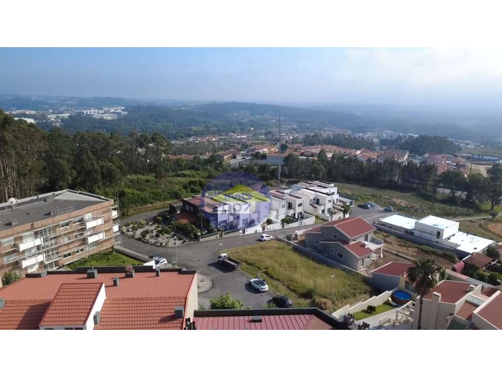 Apartamento T4 em São João de Ver - Grande imagem: 5/5