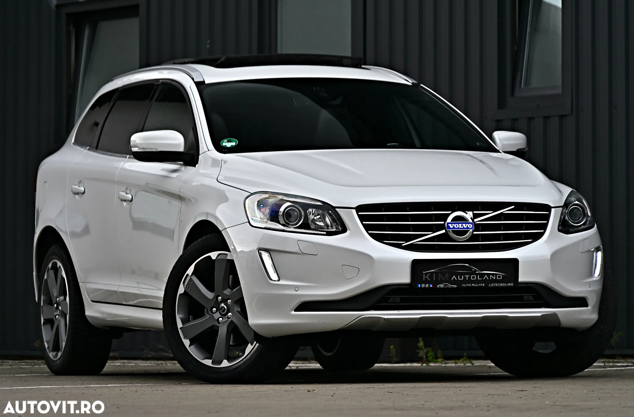 Volvo XC 60 D4 AWD Geartronic Ocean Race - 2