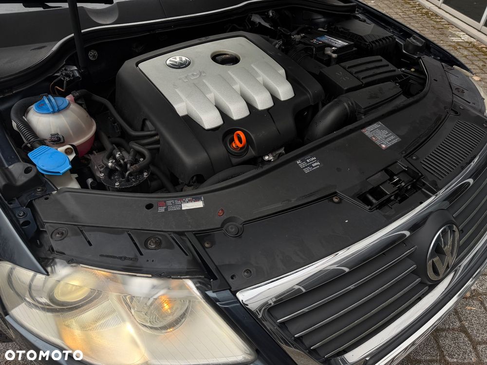 Volkswagen Passat - 14